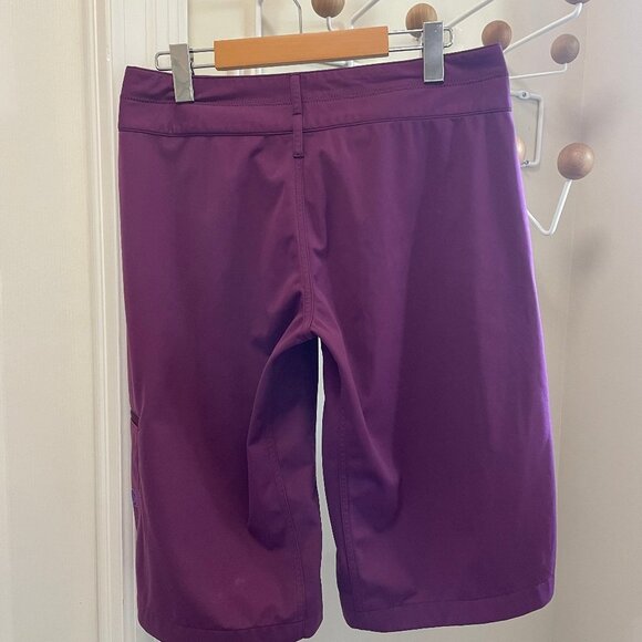 LULULEMON Mid-Length Shorts - Purple - Womens Size 6 - Picture 2 of 8
